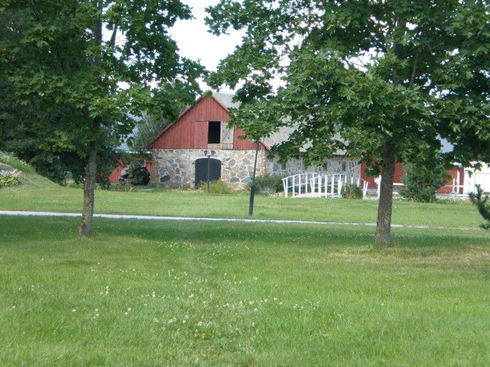 Sassi Talu Horsefarm Hotel Pärnumaa Exterior photo